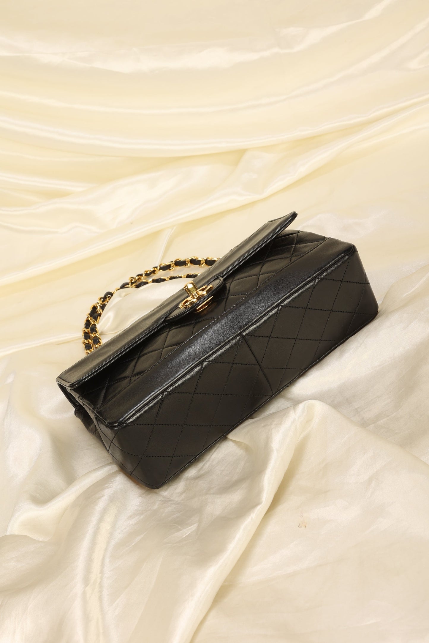 Extremely Rare Chanel Diana With Wallet