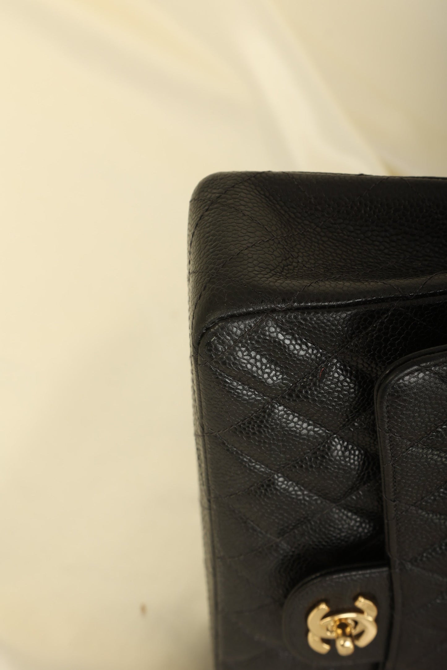 Chanel 2002 Caviar Medium Double Flap