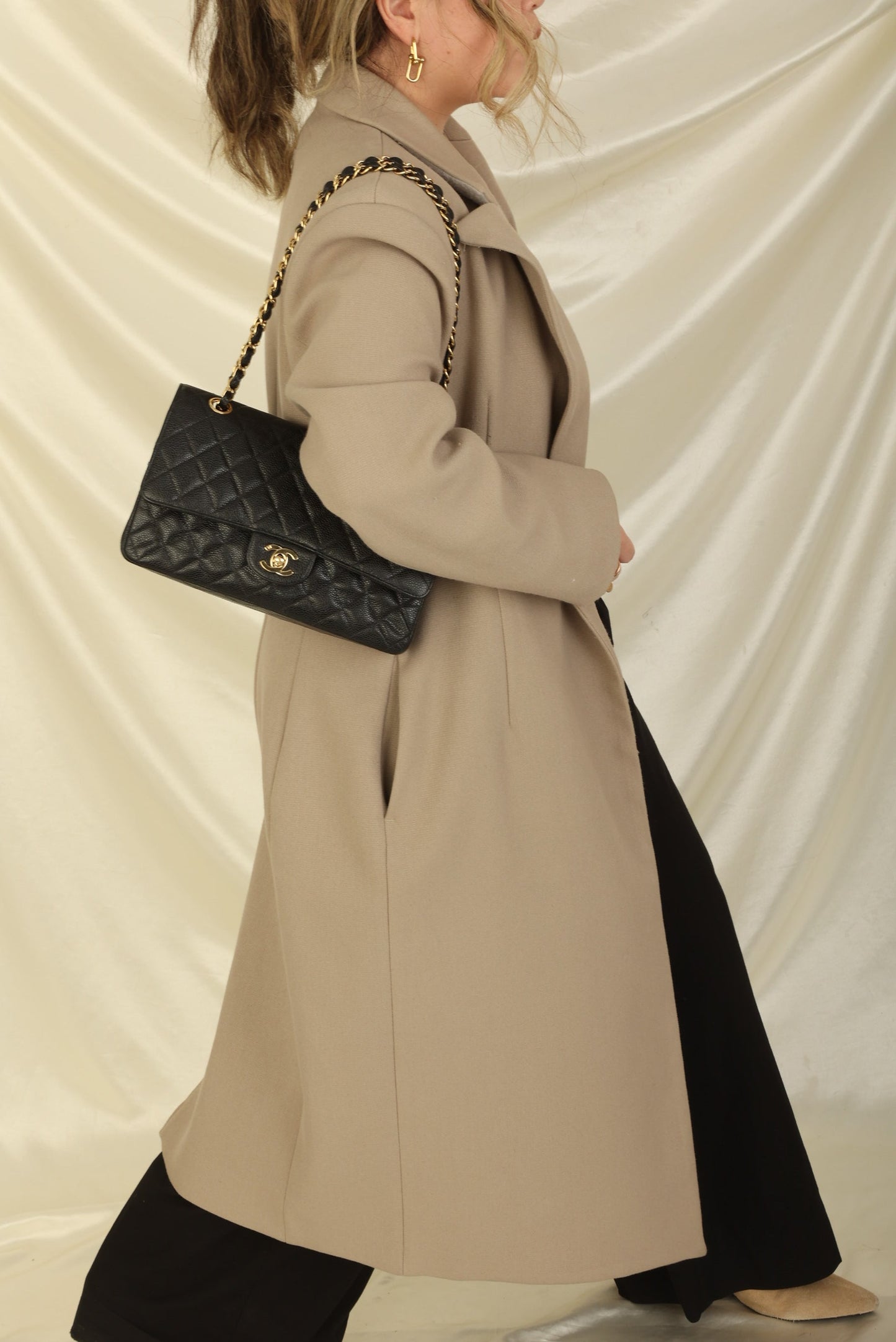 Chanel 2002 Caviar Medium Double Flap