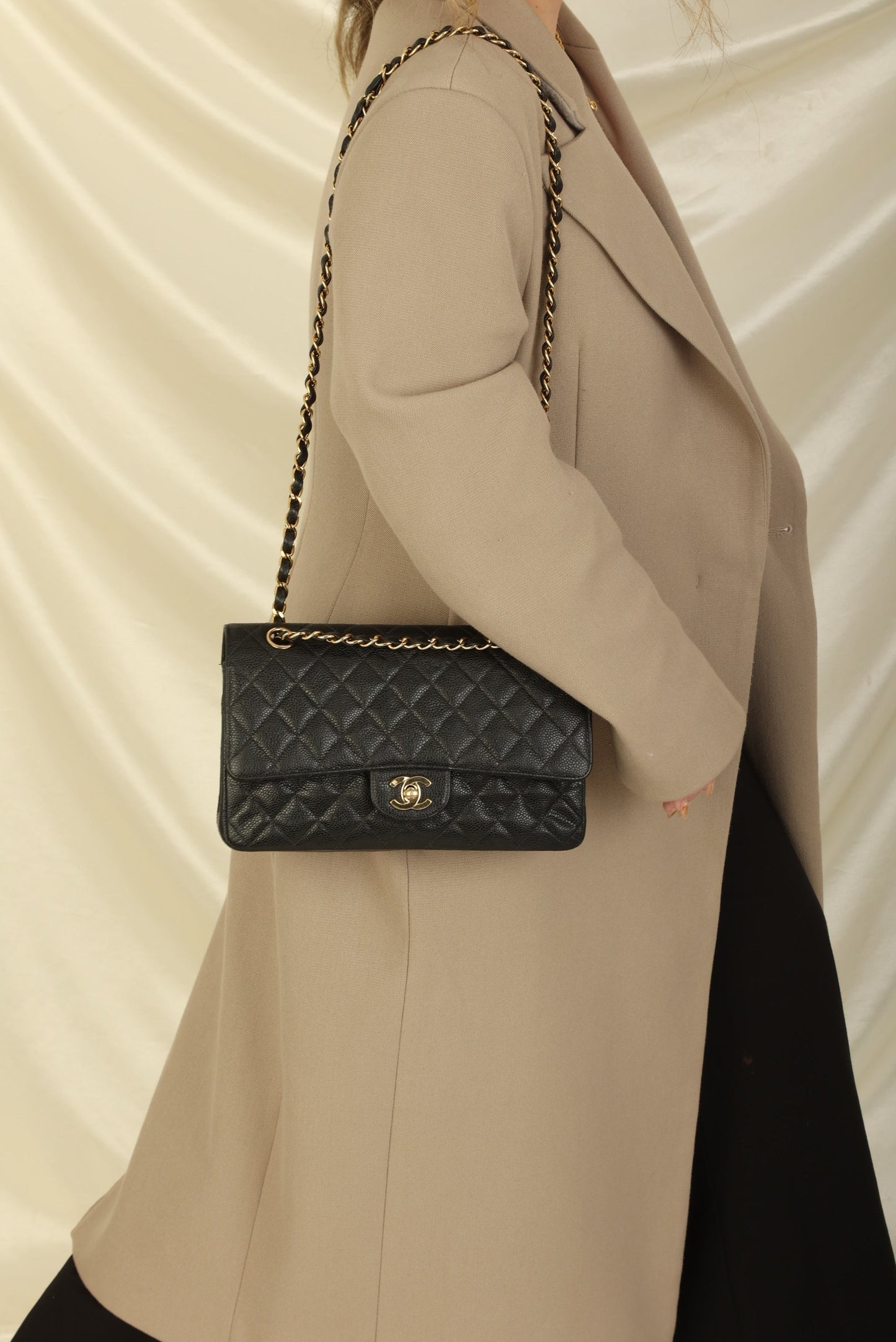 Chanel 2002 Caviar Medium Double Flap
