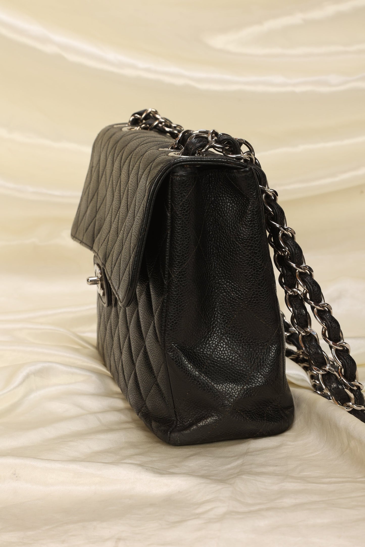 Chanel Caviar Jumbo Single Flap