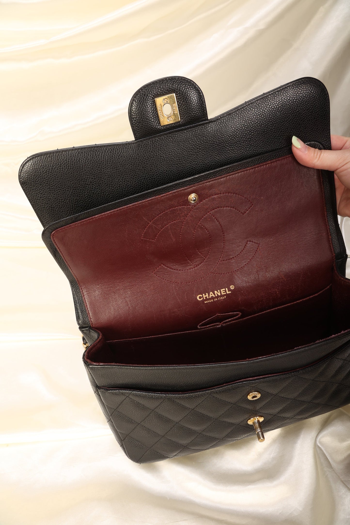 Chanel Caviar Jumbo Classic Flap
