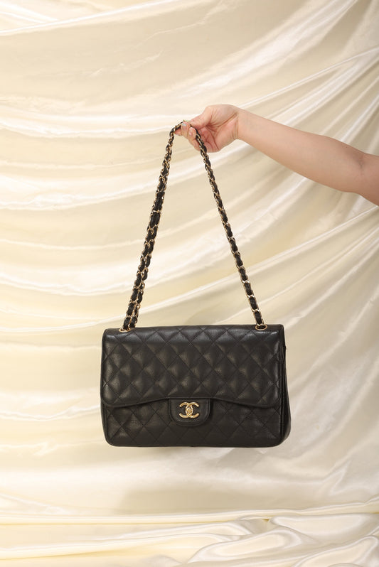 Chanel Caviar Jumbo Classic Flap