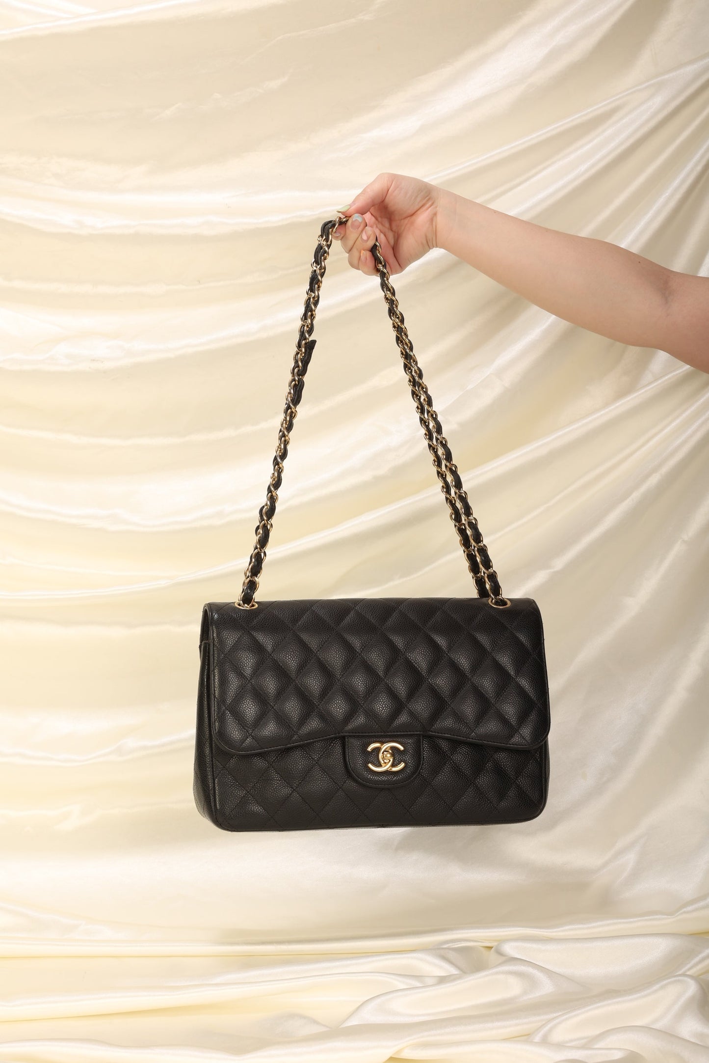 Chanel Caviar Jumbo Classic Flap