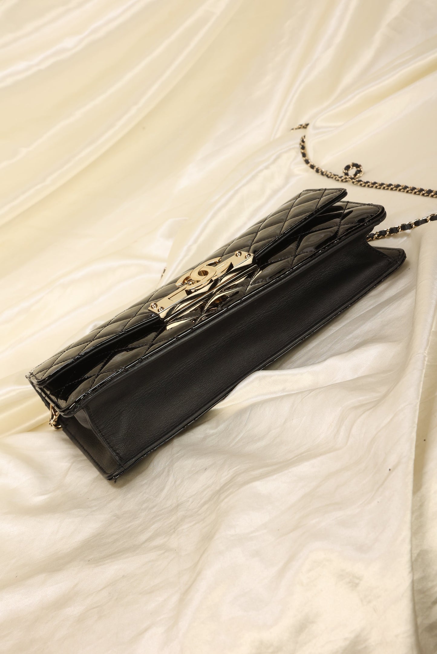 Chanel Patent CC Chain Bag