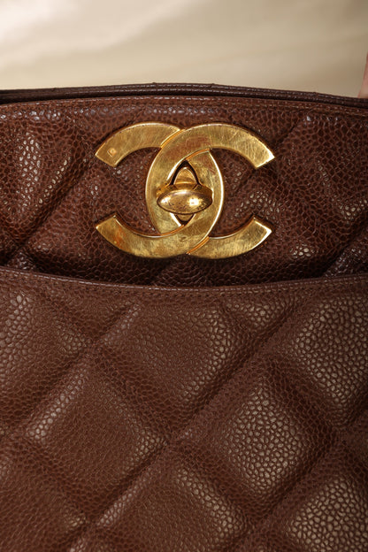 Extremely Rare Chanel Caviar XL Logo Turnlock Tote