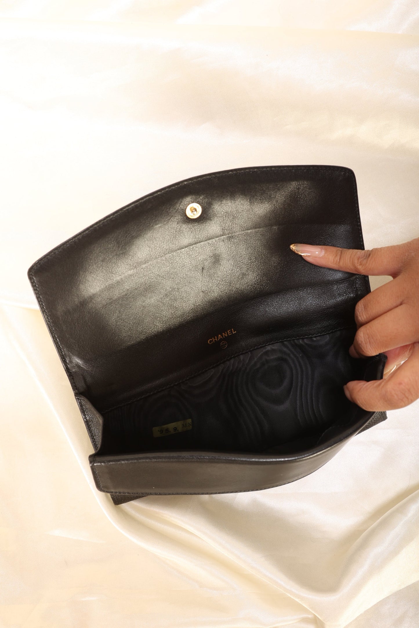 Chanel Caviar Timeless Wallet on Chain