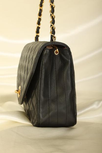Chanel 1989 Lambskin Single Round Flap