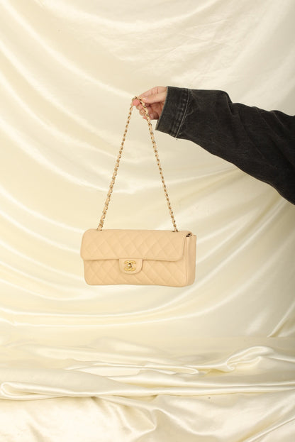 Extremely Rare Chanel 2008 Caviar East West Flap