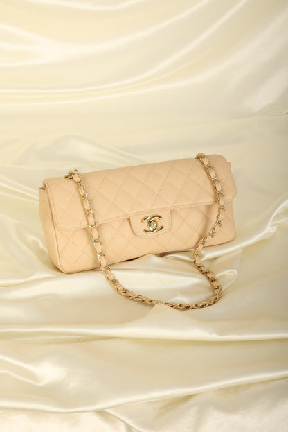 Extremely Rare Chanel 2008 Caviar East West Flap