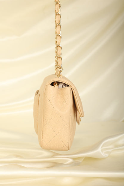 Extremely Rare Chanel 2008 Caviar East West Flap