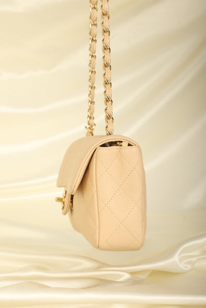 Extremely Rare Chanel 2008 Caviar East West Flap