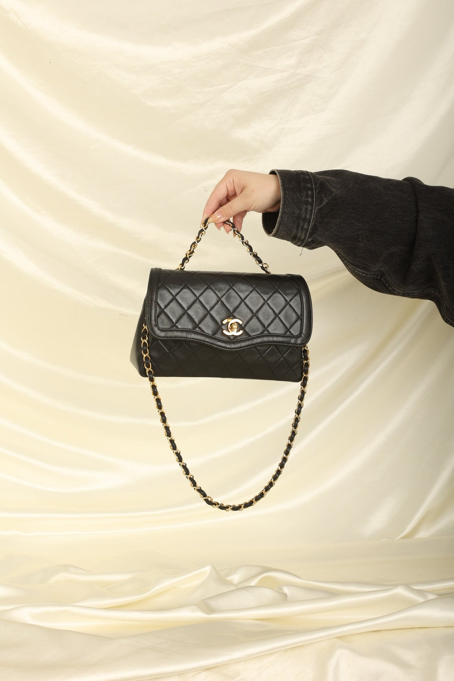 Extremely Rare Chanel 1989 Lambskin Trapezoid Flap with Wallet