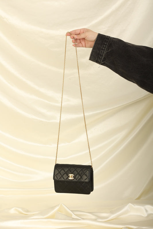 Extremely Rare Chanel 1991 Lambskin Mini Chain Flap