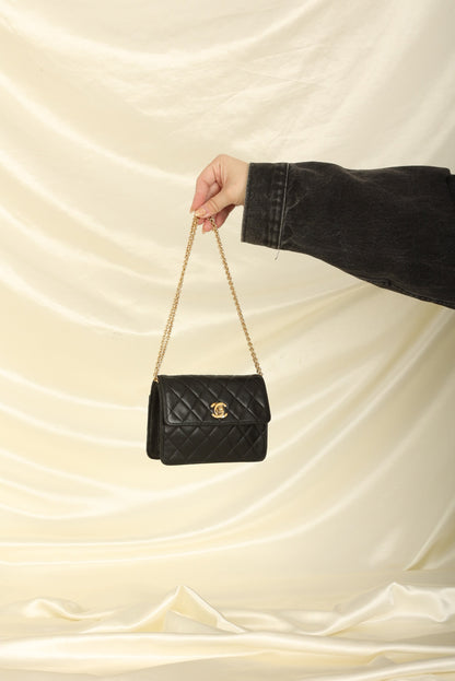 Extremely Rare Chanel 1991 Lambskin Mini Chain Flap