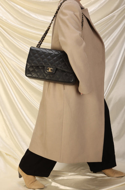 Chanel Caviar Jumbo Classic Flap
