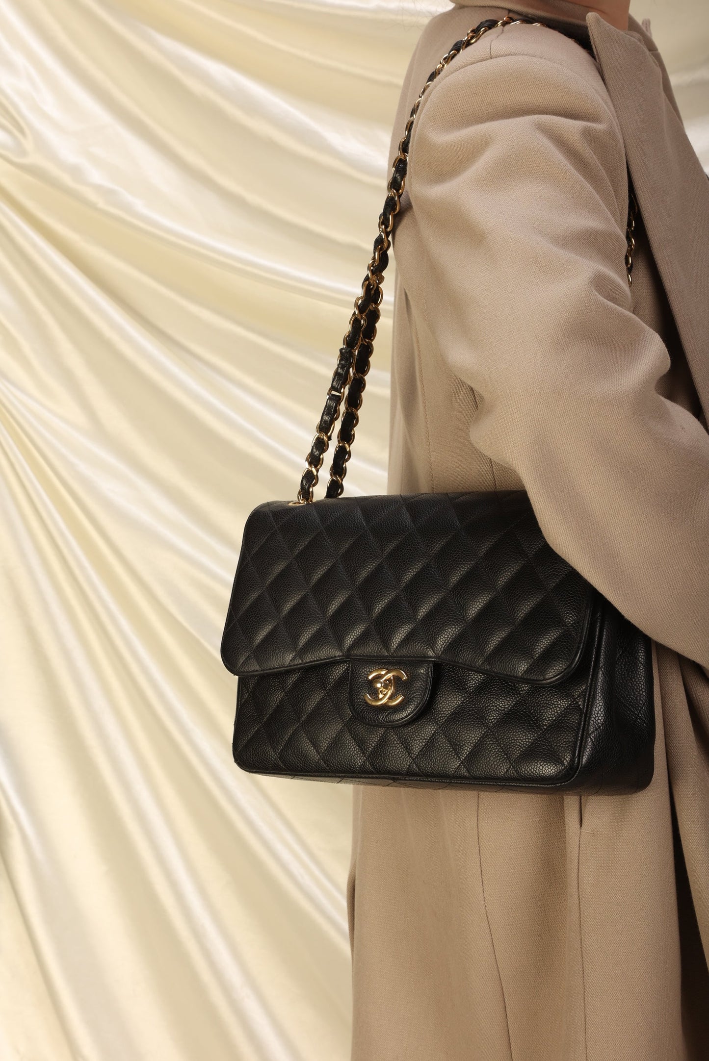 Chanel Caviar Jumbo Classic Flap