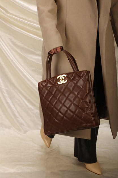 Extremely Rare Chanel Caviar XL Logo Turnlock Tote