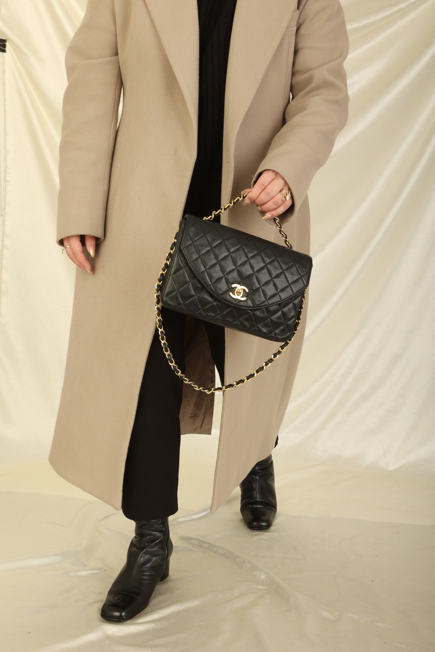 Chanel 1989 Lambskin Single Round Flap