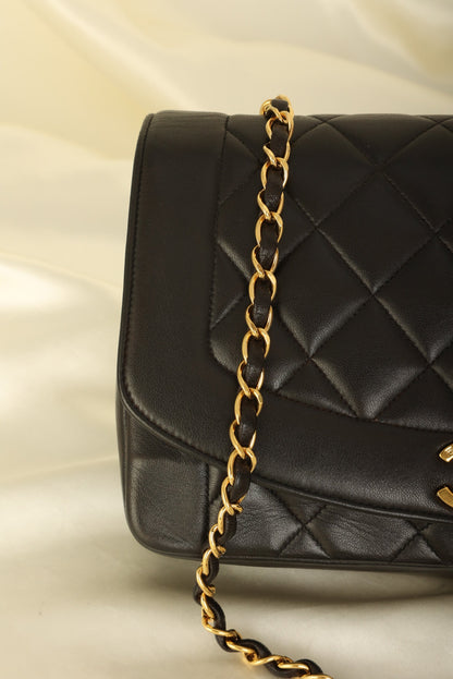 Chanel 1994 Lambskin Medium Diana
