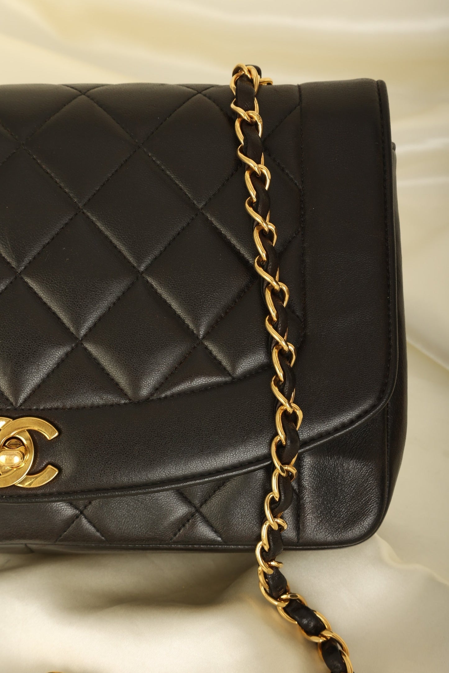 Chanel 1994 Lambskin Medium Diana