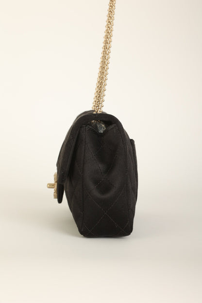 Extremely Rare Chanel 2008 Satin Gemstone East West
