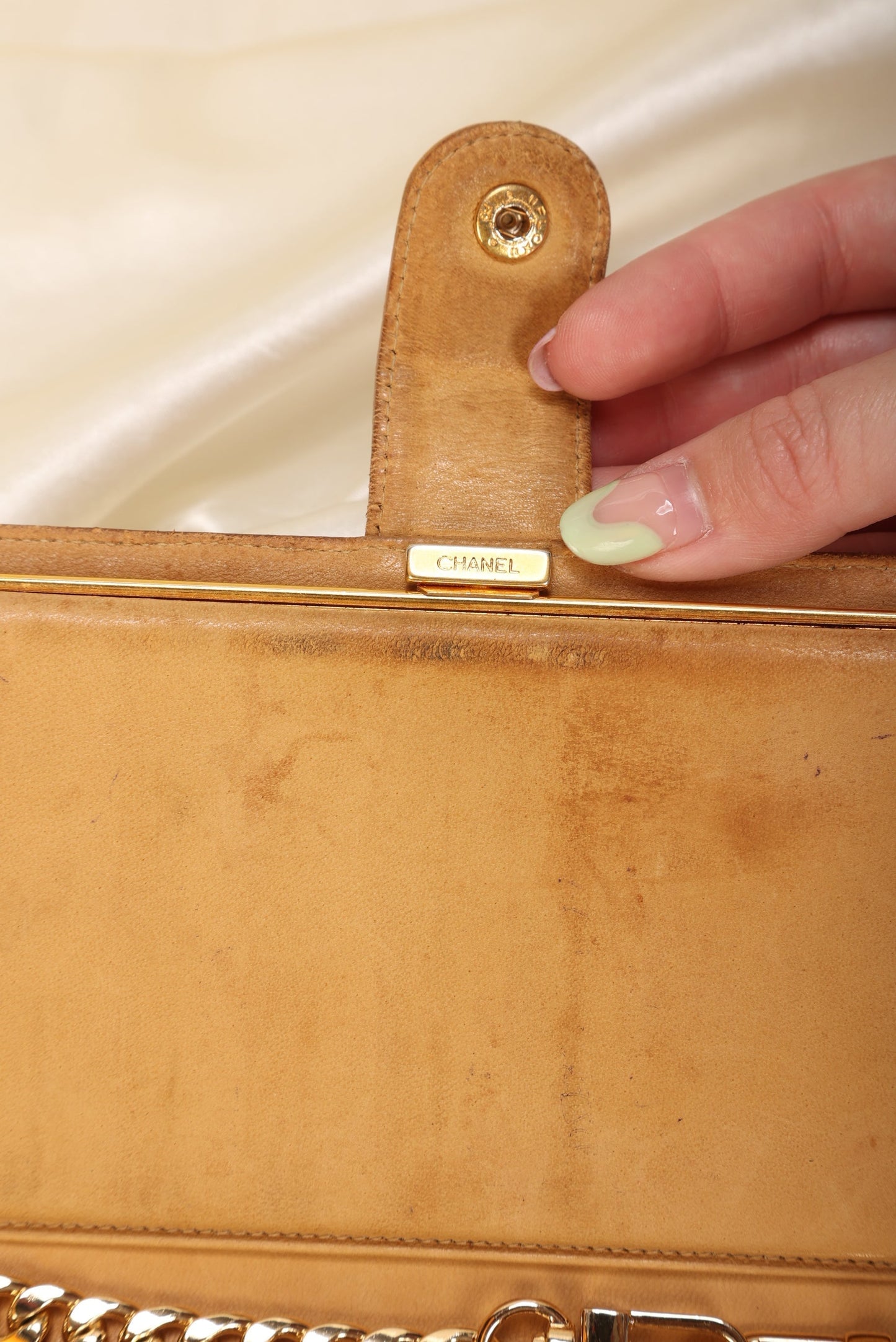 Chanel Caviar Timeless Wallet on Chain