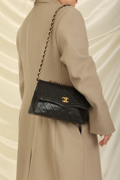 Extremely Rare Chanel 1989 Lambskin Trapezoid Flap with Wallet