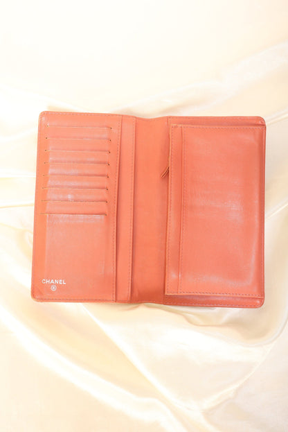 Chanel Patent Wallet on Chain