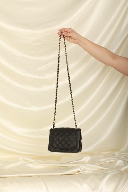 Extremely Rare Chanel 2006 Caviar Mini Square Flap