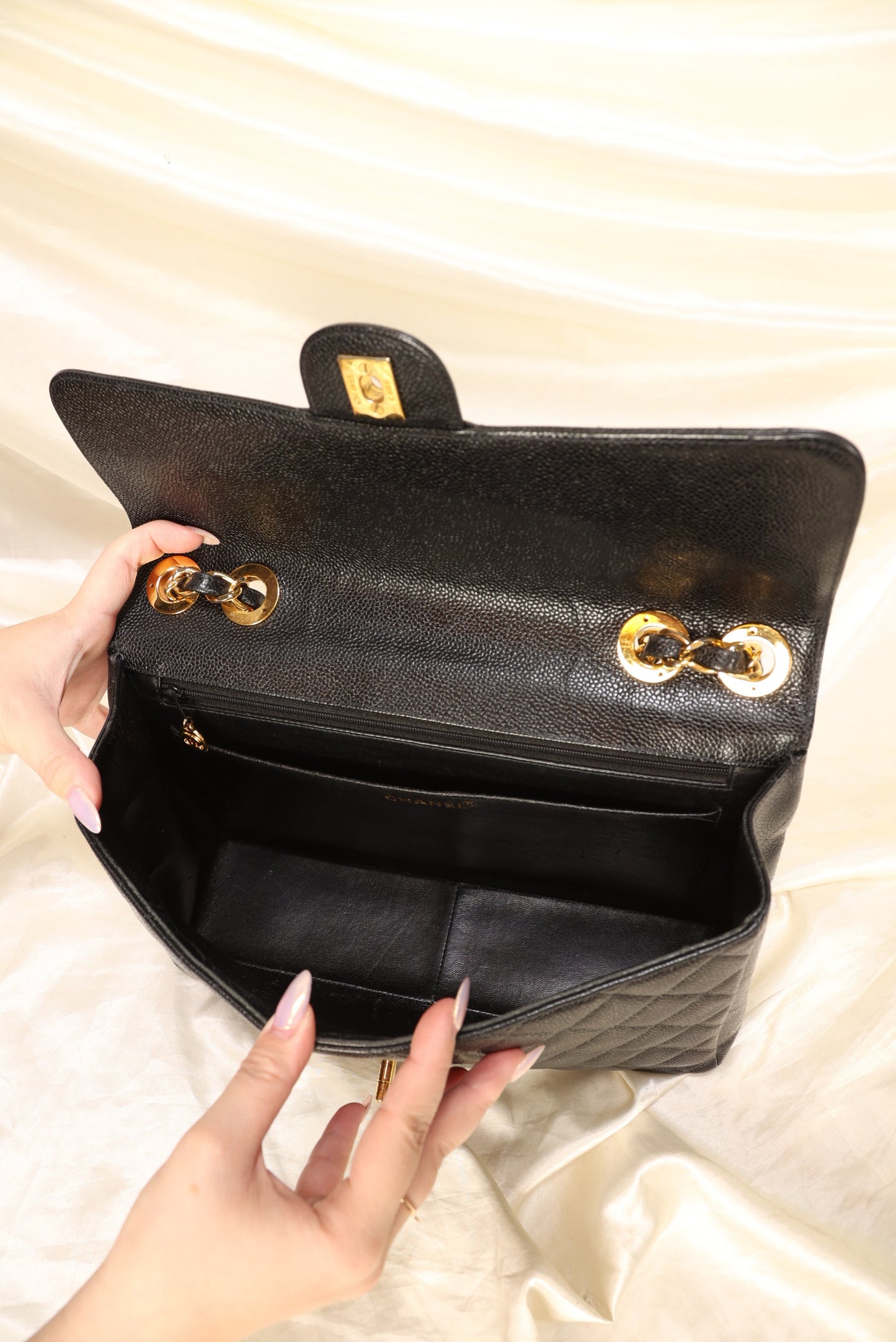 Chanel Caviar Jumbo Single Flap