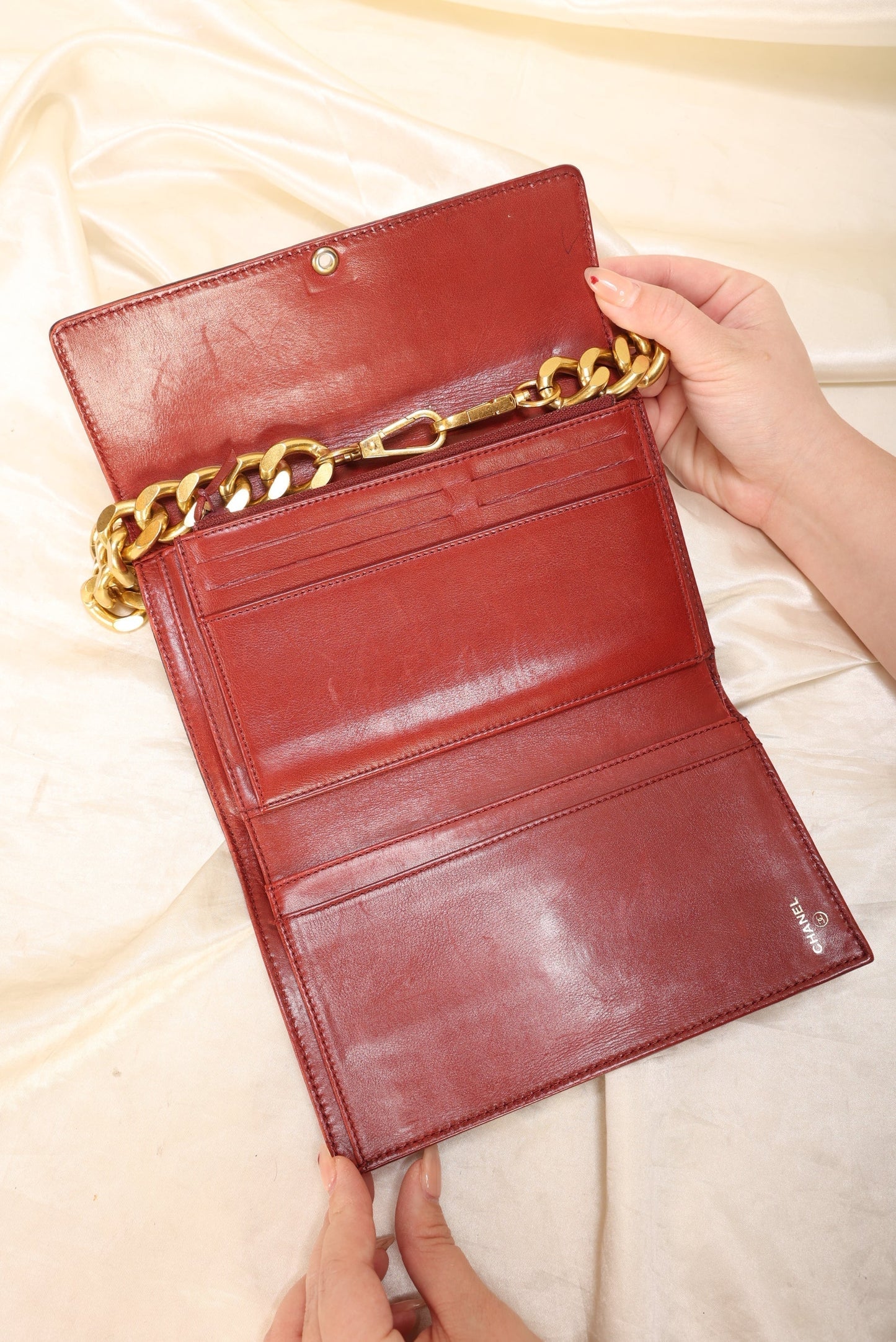 Chanel Caviar Wallet On Chain