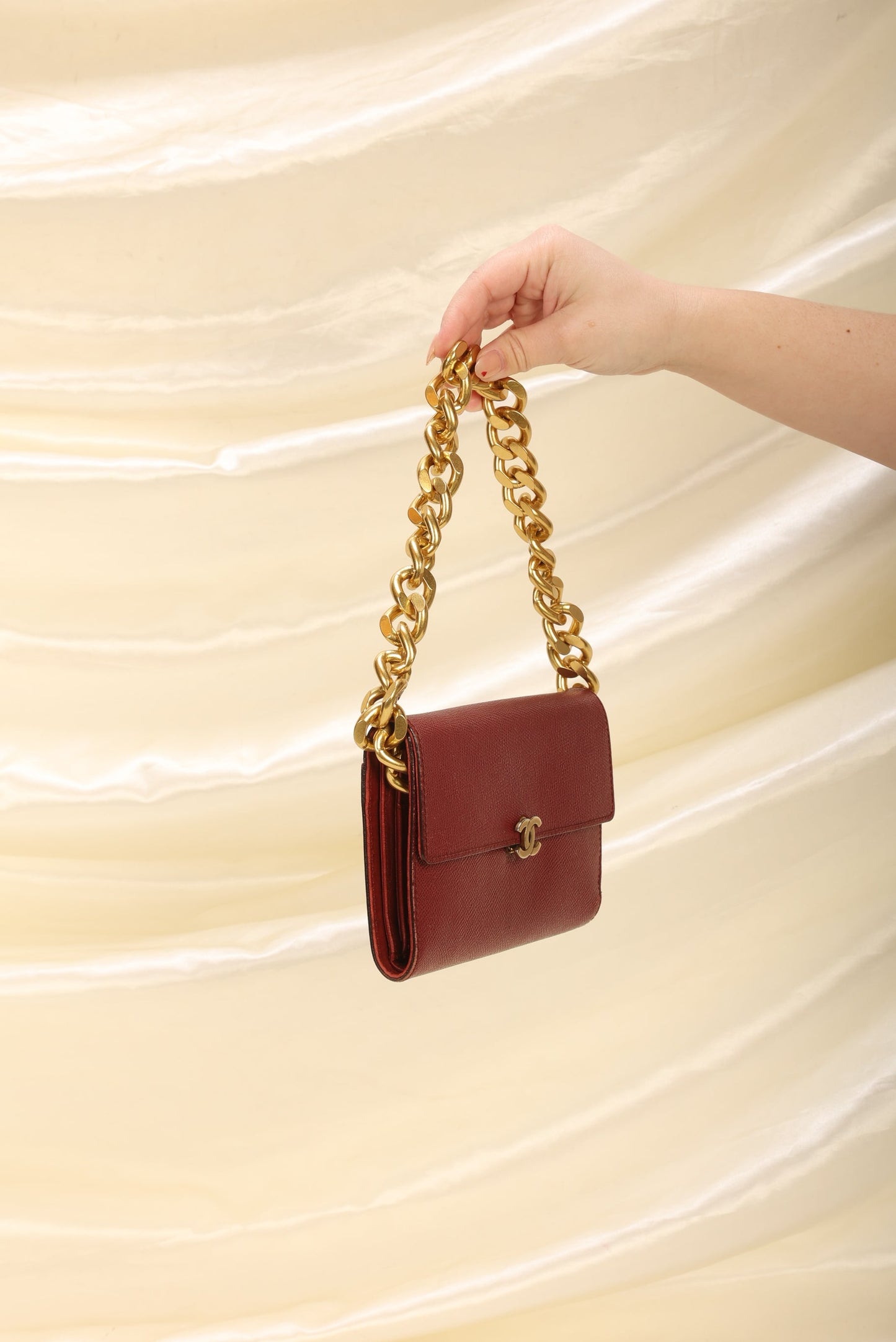 Chanel Caviar Wallet On Chain