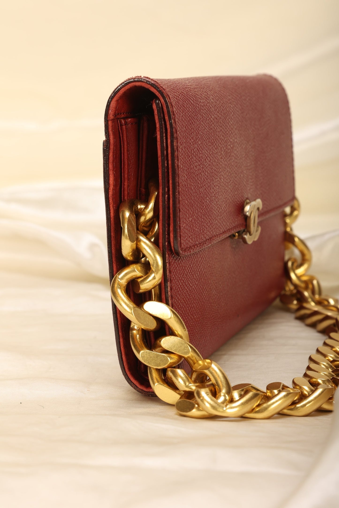 Chanel Caviar Wallet On Chain