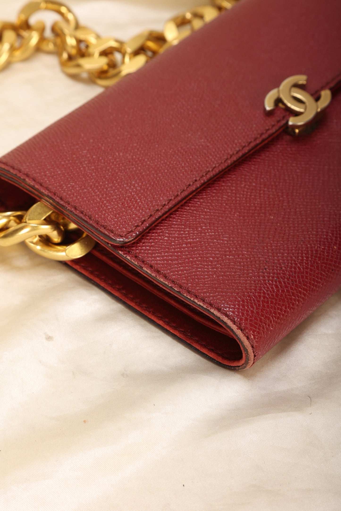 Chanel Caviar Wallet On Chain