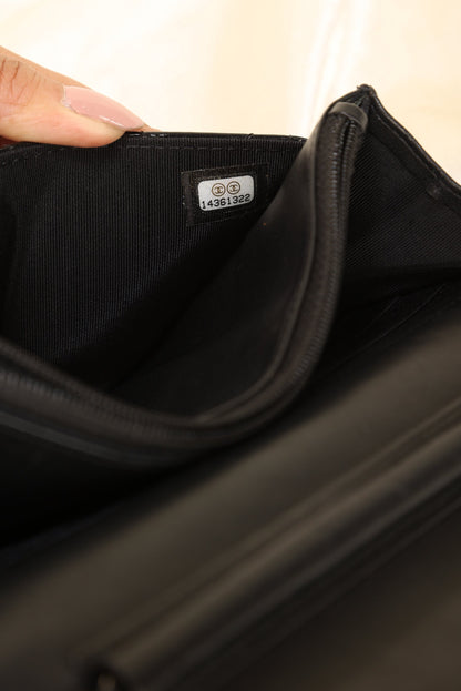 Chanel Patent Wallet On Chain