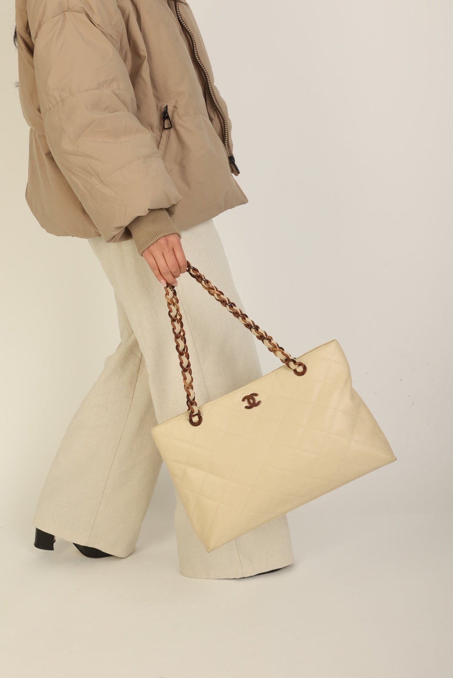 Chanel 2000 Caviar Wood Chain Tote