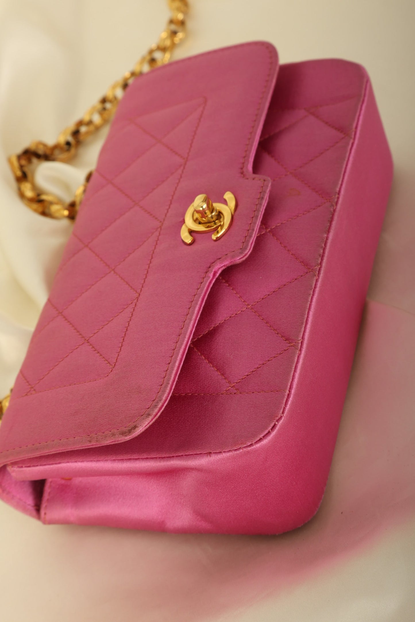 Extremely Rare Chanel 1989 Satin Bijoux Chain Mini Diana