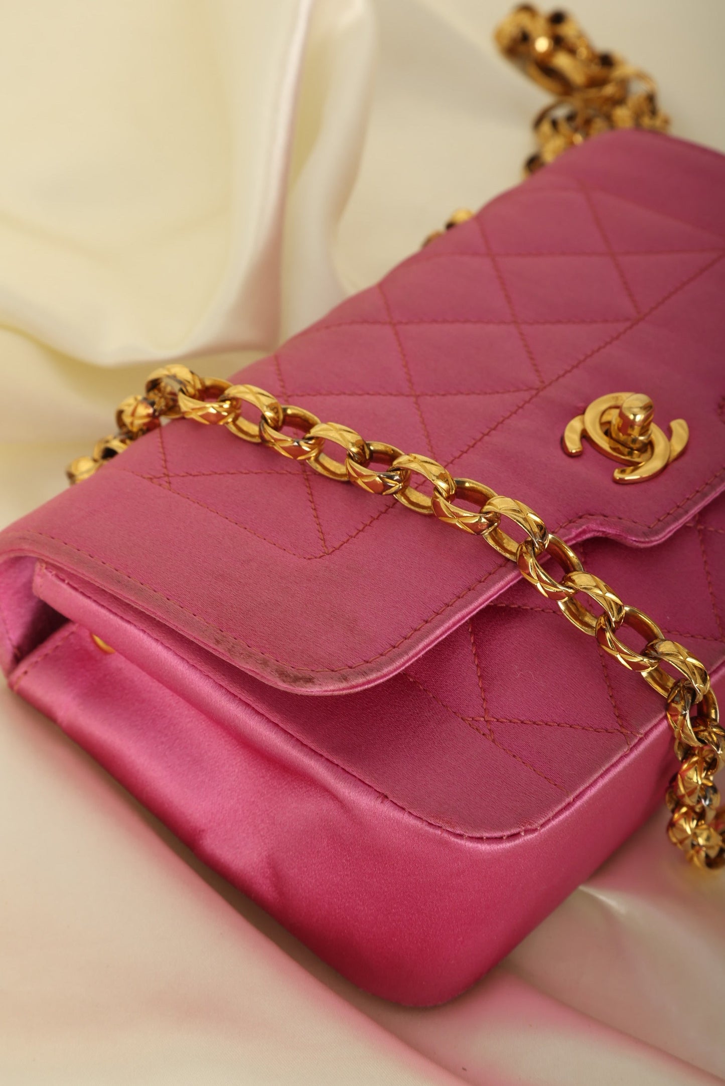 Extremely Rare Chanel 1989 Satin Bijoux Chain Mini Diana