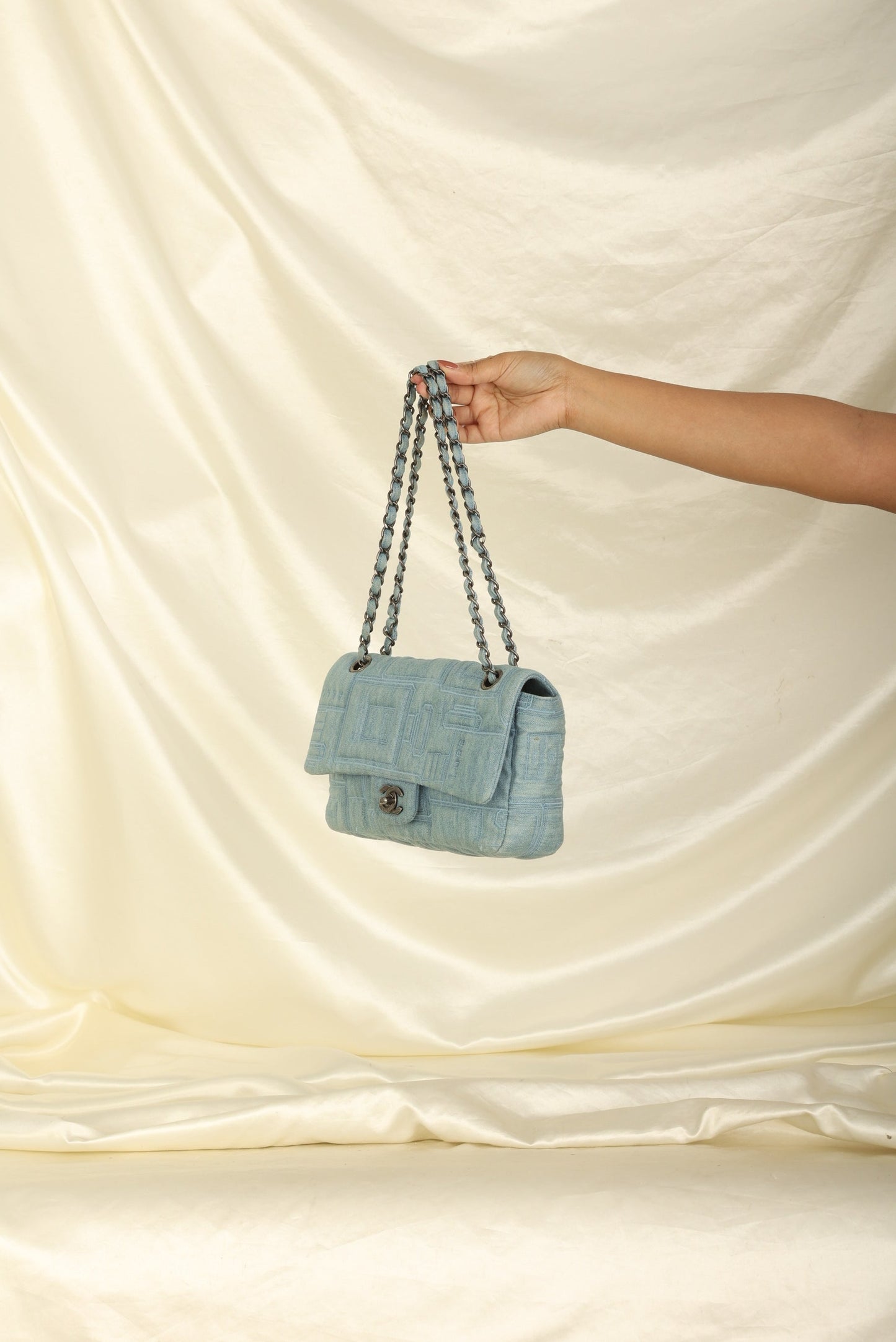 Extremely Rare 2016 Chanel Denim Perfume Embroidered Medium Flap