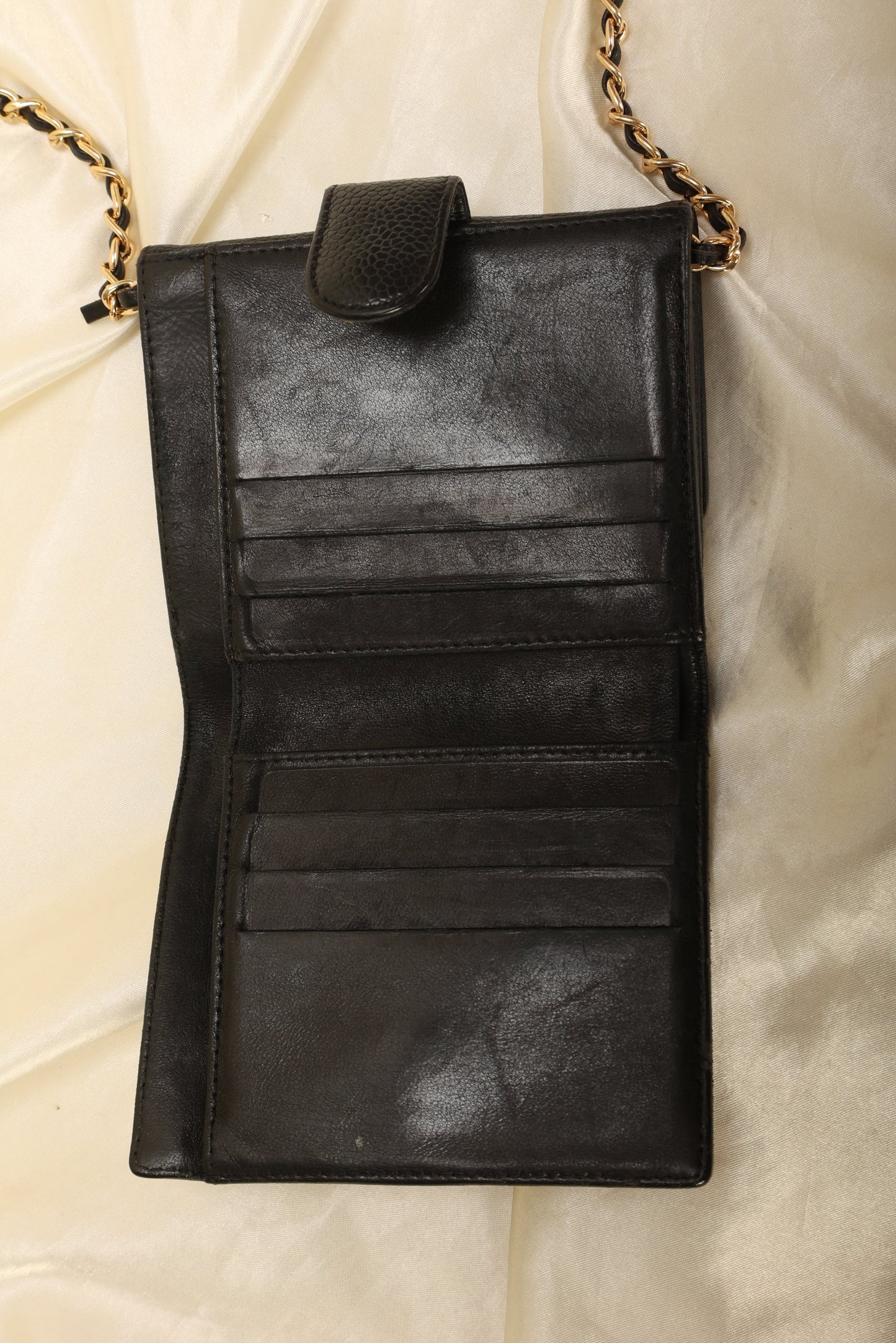 Chanel Caviar Wallet on Chain