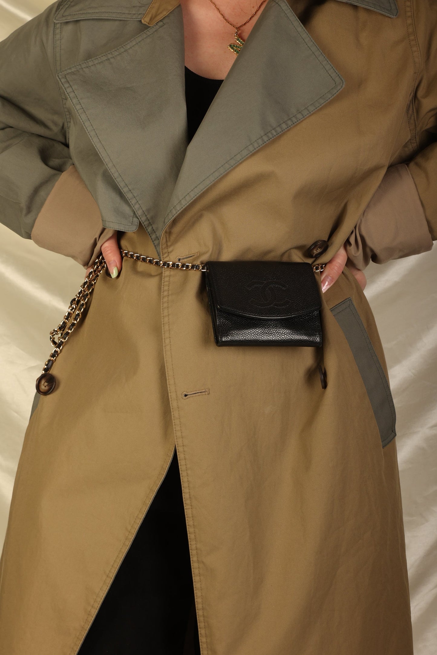 Chanel Caviar Wallet on Chain