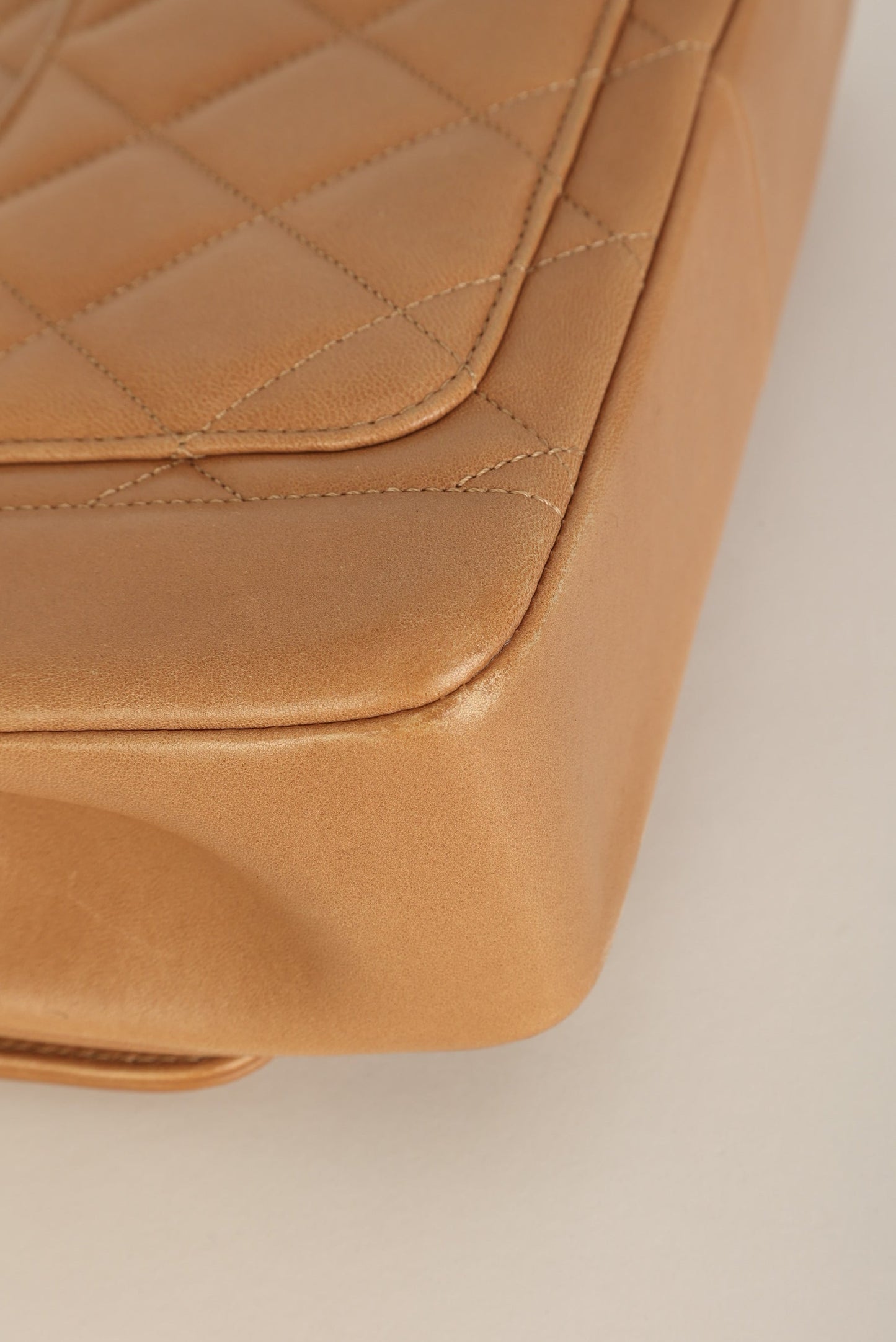 Extremely Rare Chanel 2015 Lambskin Reissue Diana