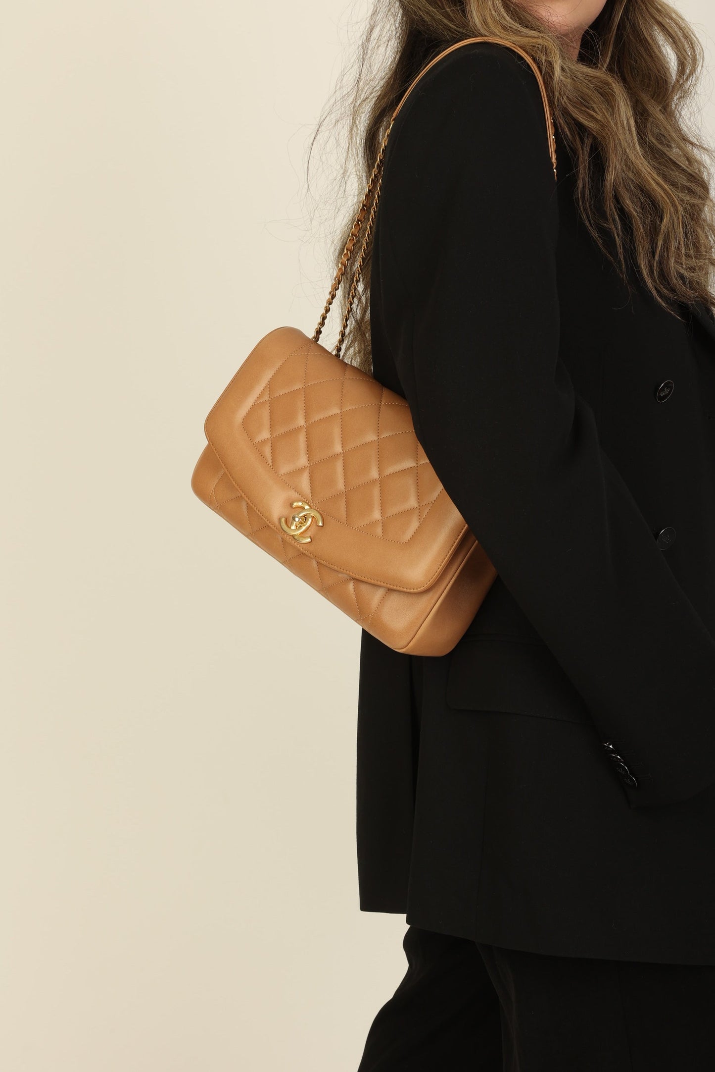 Extremely Rare Chanel 2015 Lambskin Reissue Diana