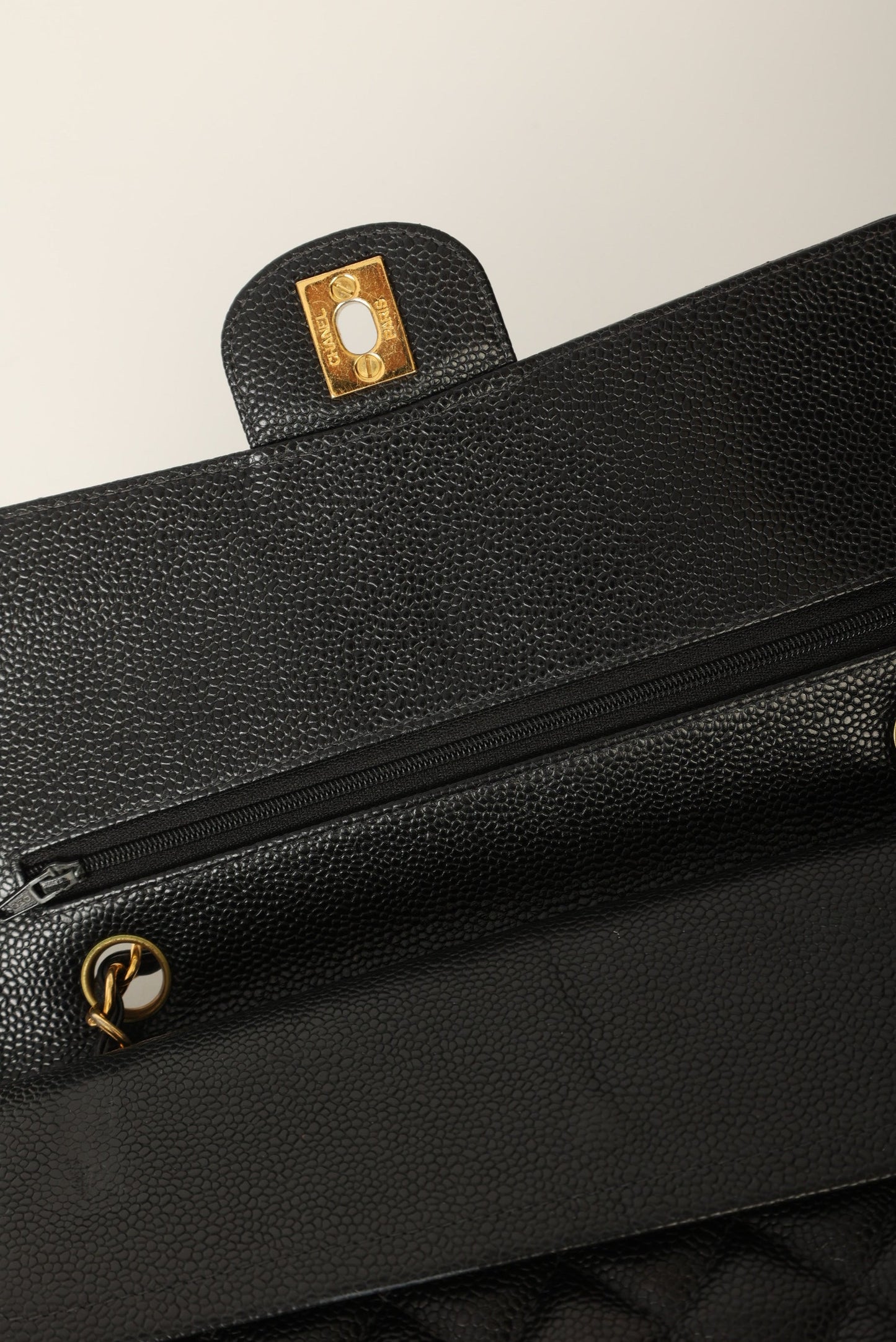 Chanel 1997 Caviar Medium Double Flap