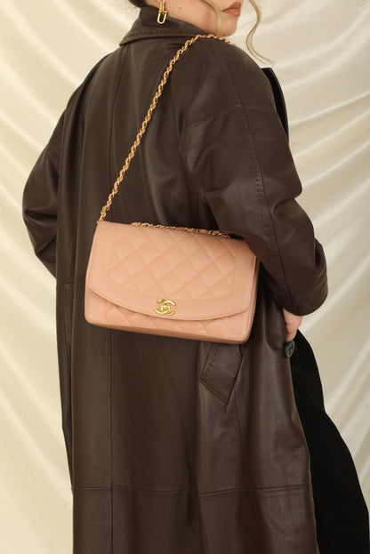 Extremely Rare Chanel 1994 Caviar Medium Diana