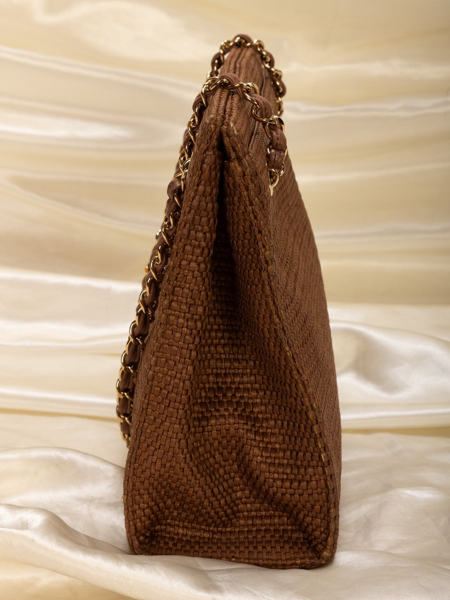 Extremely Rare Chanel Straw Raffia Turnlock Tote