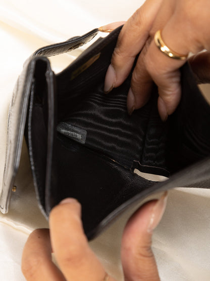 Chanel Caviar Wallet On Chain