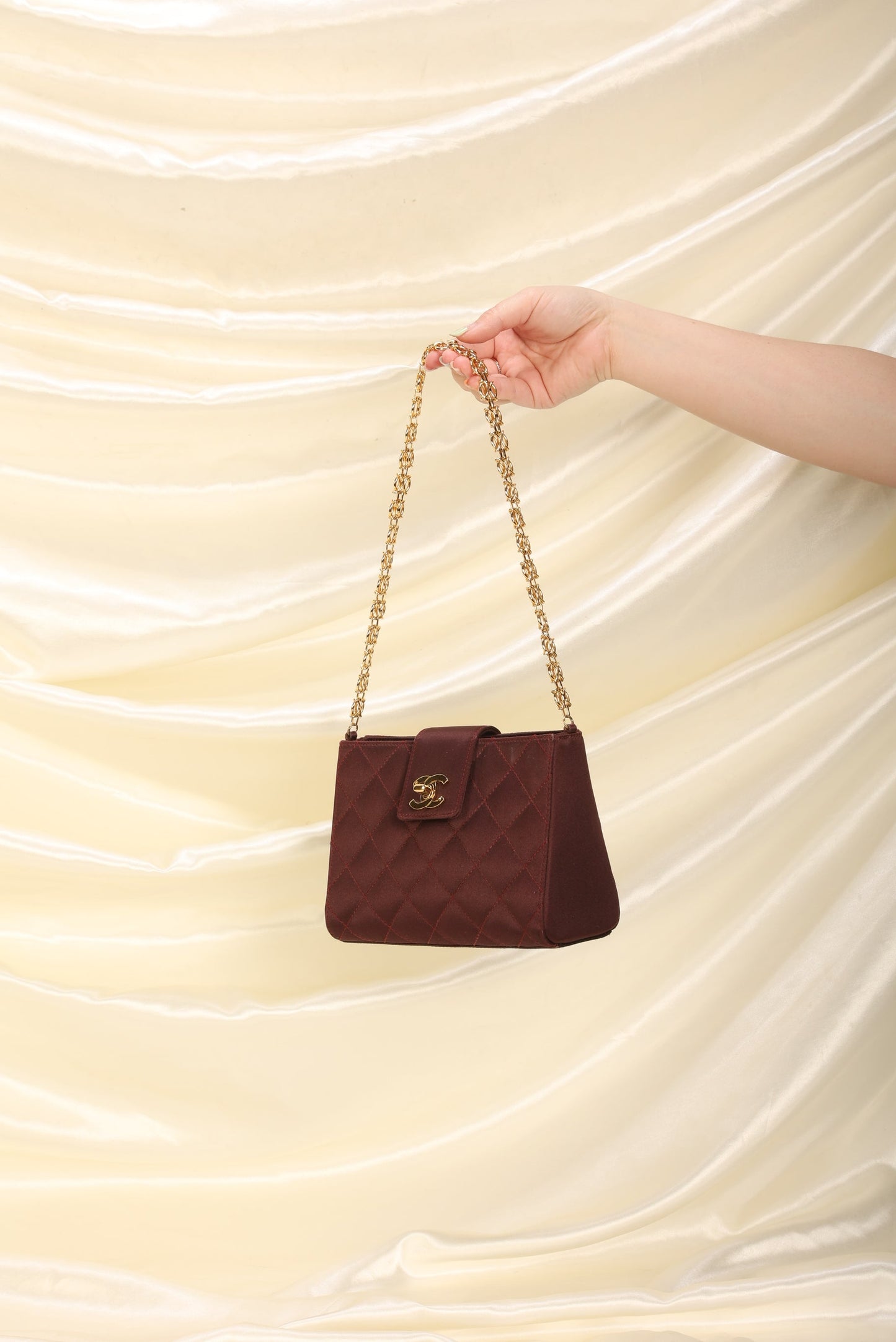 Extremely Rare Chanel Satin Chain Pochette
