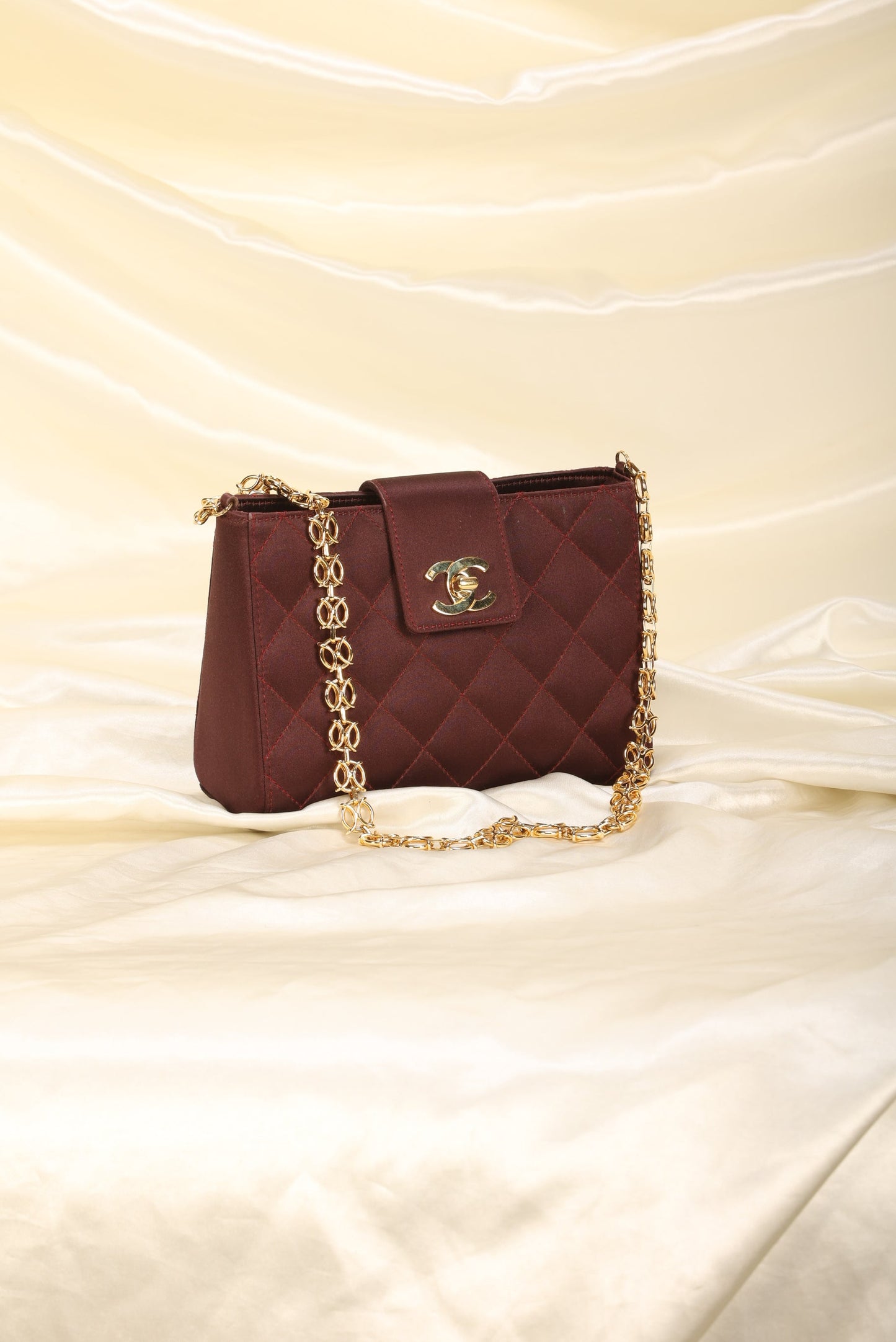 Extremely Rare Chanel Satin Chain Pochette